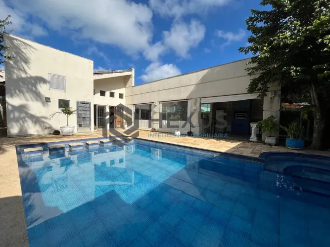Casa com varanda na região do Jardim Pernambuco 1 no Pernambuco, Guarujá