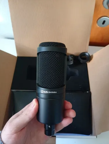 Mic Condensador AT2020