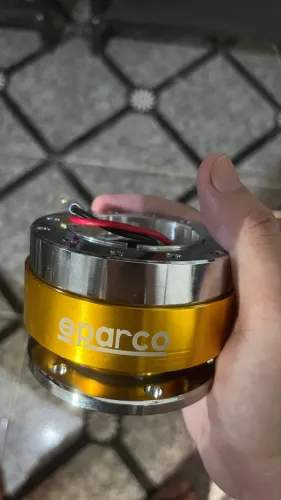 Saque rápido volante esportivo