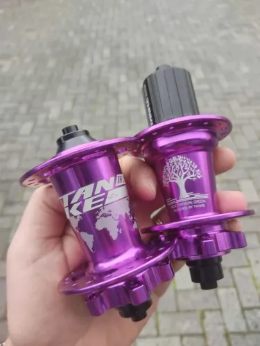 Cubo barulhento tanke roxo novo 36f
