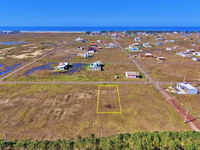 Lote no Areias Claras Excelente localização para morar ou investir!