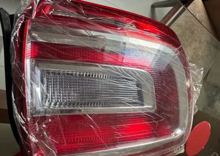Lanterna Traseira Esquerda Renault Logan 2013 a 2021 