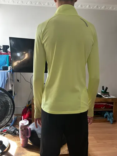 Desapego de casaco corta vento under armour TAM P