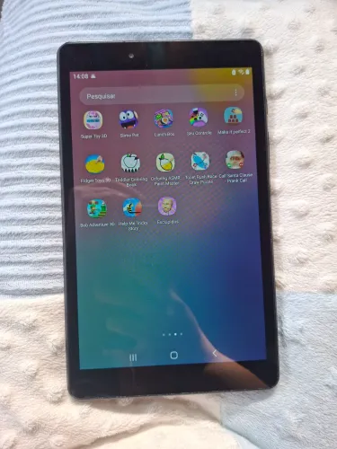 Tablet Samsung Tab A8 32gb de memória.