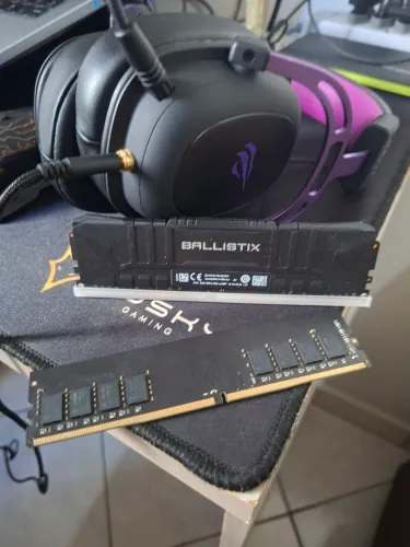 Memória RAM DDR4 16 GB (2x8 GB) - Ballistix + 2666 MHz
