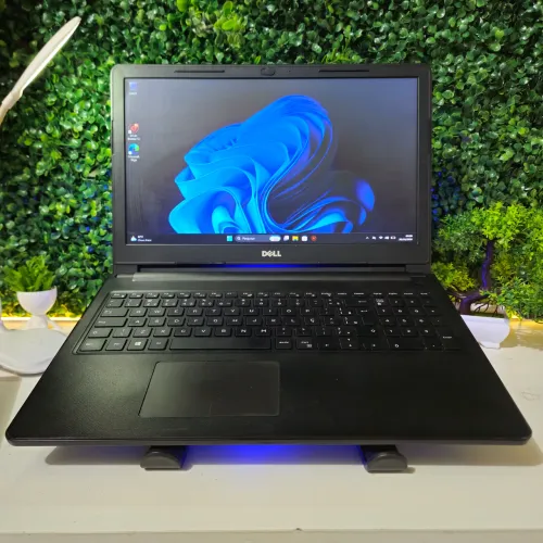 Notebook Dell Core i7 8? Gen/ 16GB RAM/ SSD 240GB/ GPU AMD 2GB/ BATERIA Ok
