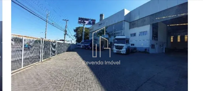 Galpão comercial para locação em Osasco-SP, bairro Rochdale, 5 vagas de garagem e 2.410,00