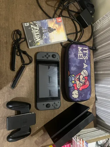 Nintendo Switch V1 Completo + Zelda: Breath of the Wild + Acessórios Originais