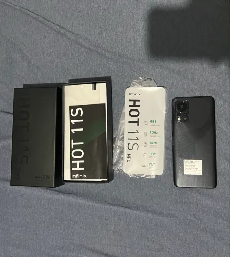 Smartphone Infinix Hot 11S 6GB RAM 128GB Câmera Tripla