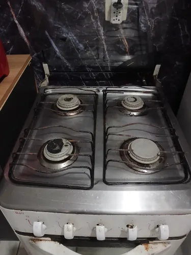 Vendo fogão semi-novo