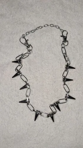 Colar de spikes Emo/Gótico