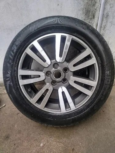 Vendo roda avulsa aro 19 original land Rover Discovery 4 2010