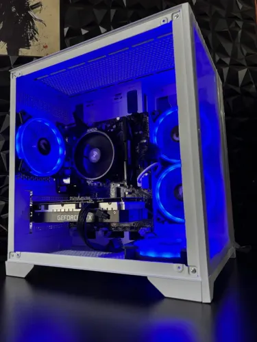 Pc gamer Ryzen 5500 com RTX aquário branco