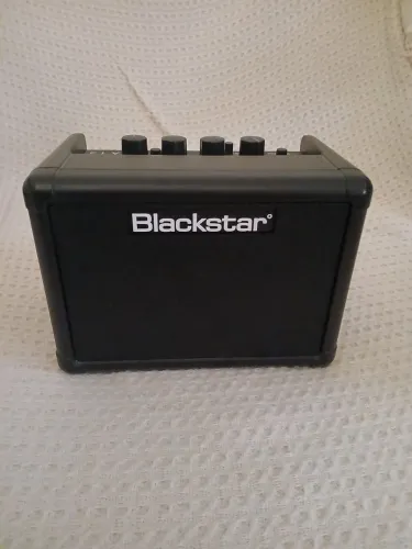 MINI AMPLIFICADOR IMPECÁVEL!!! BLACKSTAR FLY 4