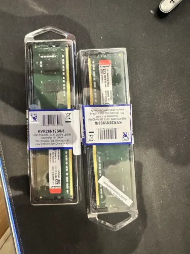 Kit memória DDR4 Kingston 4gigas cada 