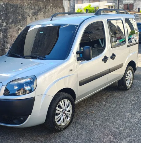 Fiat Doblo Essence 1.8 Flex 16V 5P 2020