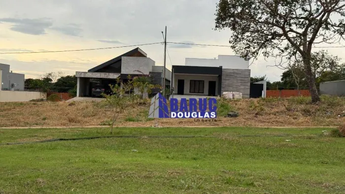 OPORTUNIDADE VENDE-SE ÓTIMO TERRENO EM CONDOMÍNIO FECHADO EM CHAPADA DOS GUIAMARÃES