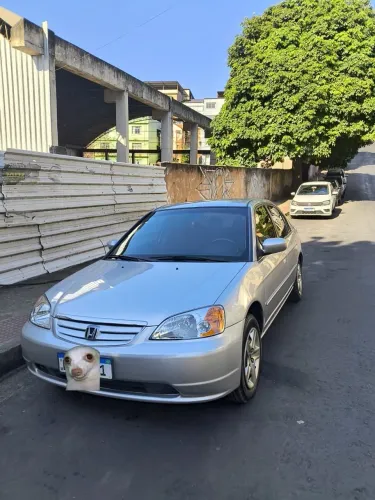 Honda Civic Sedan LX 1.7 16V 115cv Mec. 4P 2003