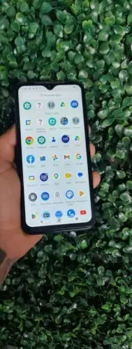 Celular motoe 13 