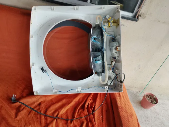 Tampa da máquina Brastemp e suporte