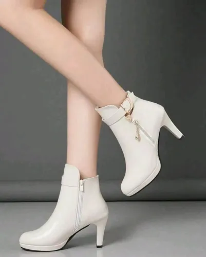 Bota feminina cano curto