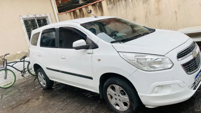 Chevrolet Spin LT 1.8 8V Econo.flex 5P Mec. 2014