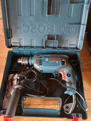 Furadeira Bosch 850w