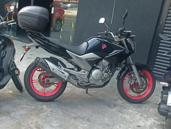 Fazer 250 2012