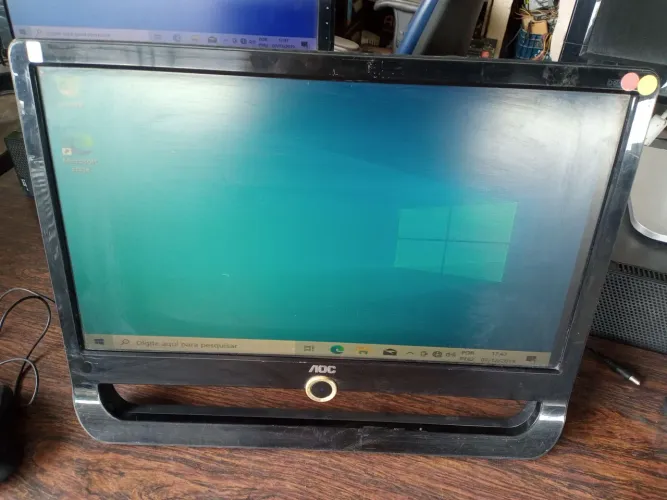 Monitor AOC