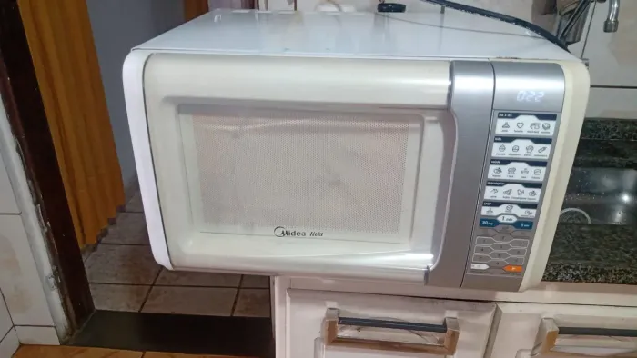 Microondas Midea 30 litros 
