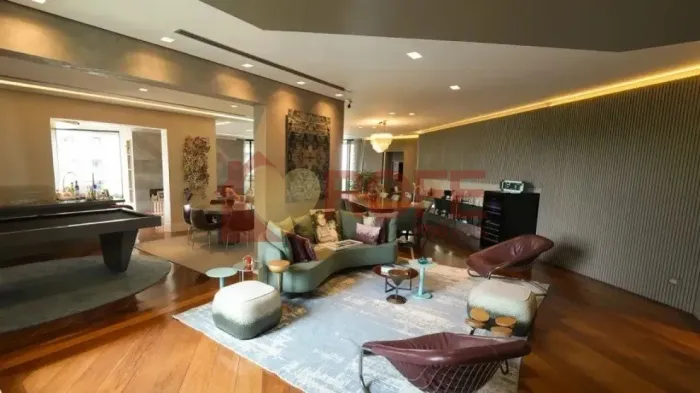 Apartamento á venda com 5 Quartos , 5 vagas com 675 m² na Vila Nova Conceição!!