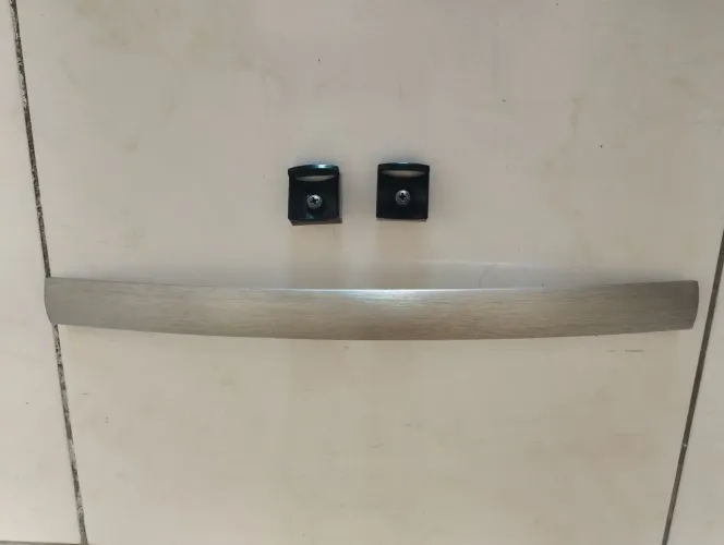 Puxador de aluminio do forno para fogão Atlas Agile. Perfeito estado.