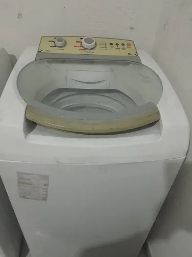 Vende máquina de Lavar roupas *