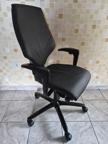 Cadeira Giroflex Candall F8 (perfeito estado)