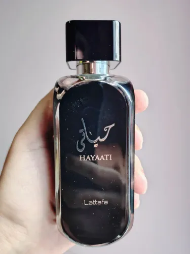 Perfume hayaati Black lattafa 100ml