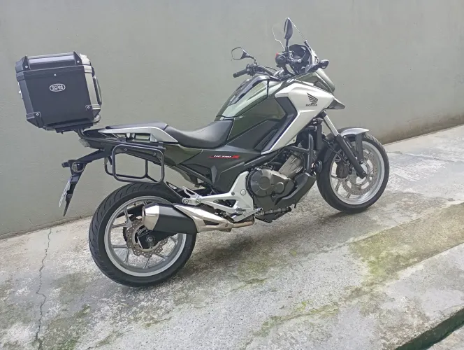 NC 750X - Impecável