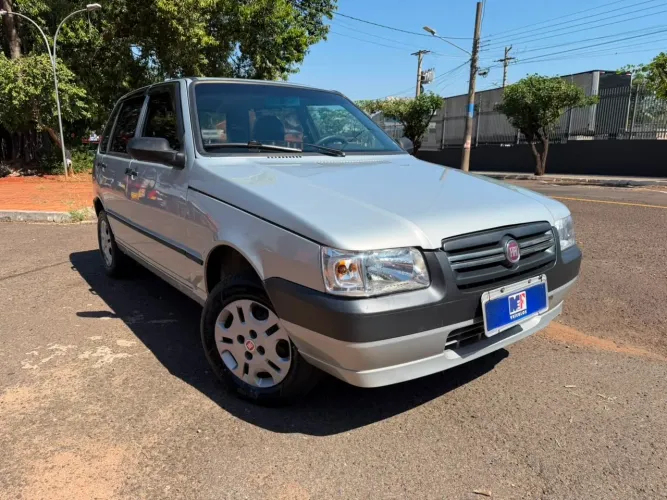 Fiat Uno Mille 1.0 Fire/ F.flex/ Economy 4P 2013