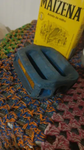 Pedal direito Caloi Cross