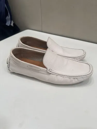 Mocassim branco SergioS tamanho 41