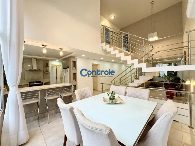 Casa com 3 dormitórios em Coqueiros!
