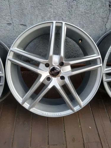 Rodas MAK Italy aro 17 4x100