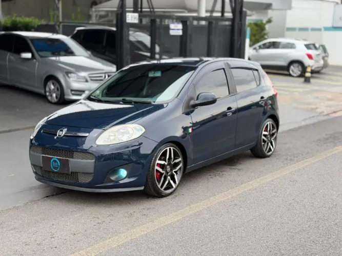 Fiat Palio Attractive 1.0 EVO Fire Flex 8V 5P 2012