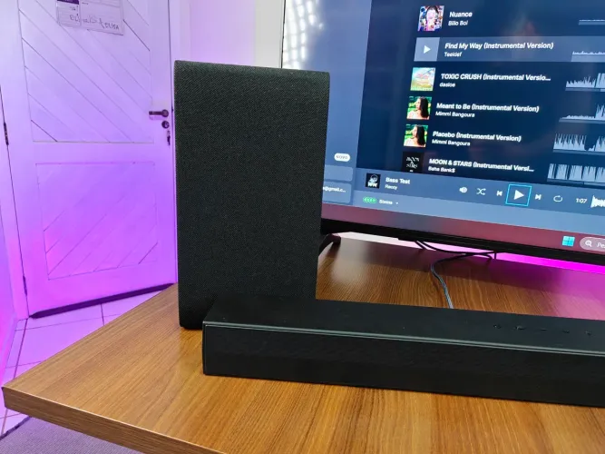 Soundbar LG S40T 300w - na caixa