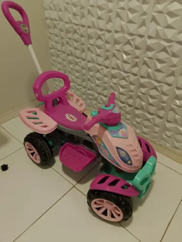 Quadriciclo infantil
