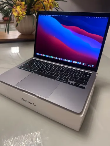 MacBook M1 13'' 256gb e 8gb RAM - Estado de NOVO