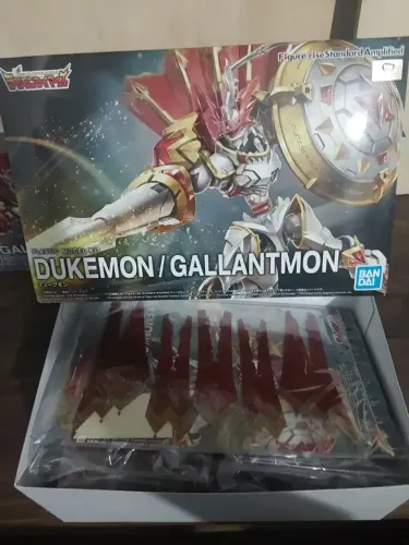 Digimon Dukemon (amplificado) Figure-rise Standard