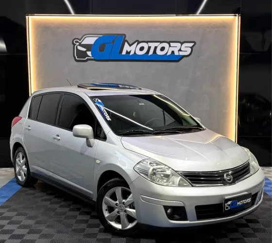 Nissan Tiida SL 1.8/1.8 Flex 16V Mec. 2010