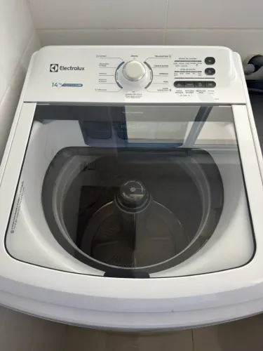 Máquina de Lavar Electrolux Essential Care 14kg 127V - Excelente Estado