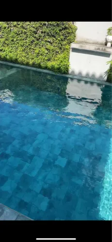 Limpeza e manutenção de piscina 