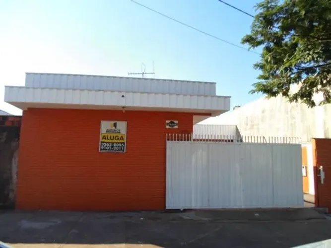 Barracão/Galpão para alugar por R$ 2500.00, 350.00 m2 - ZONA 10 - MARINGA/PR